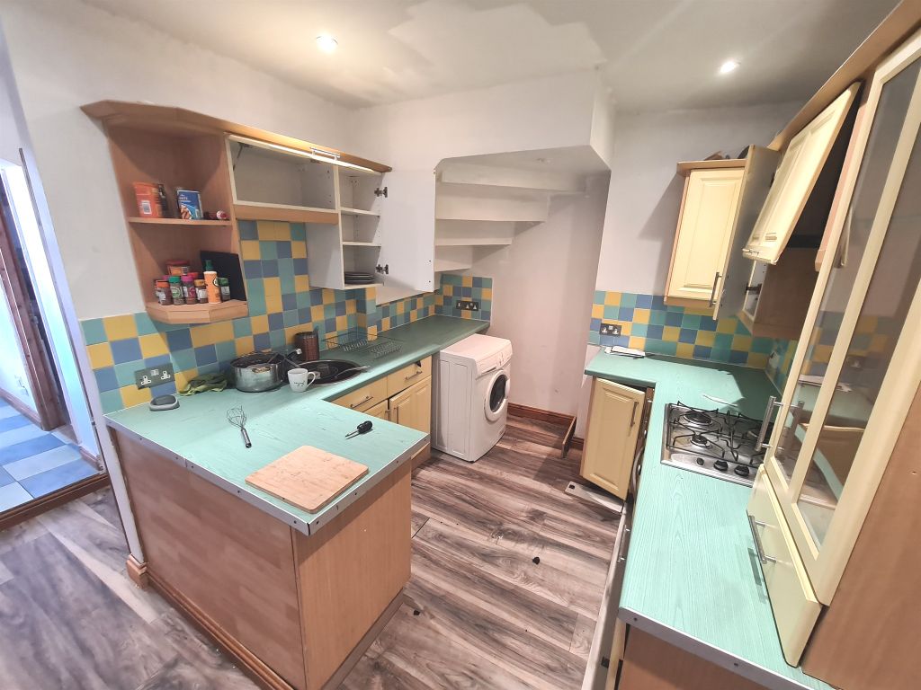 Property photo 2 of 12