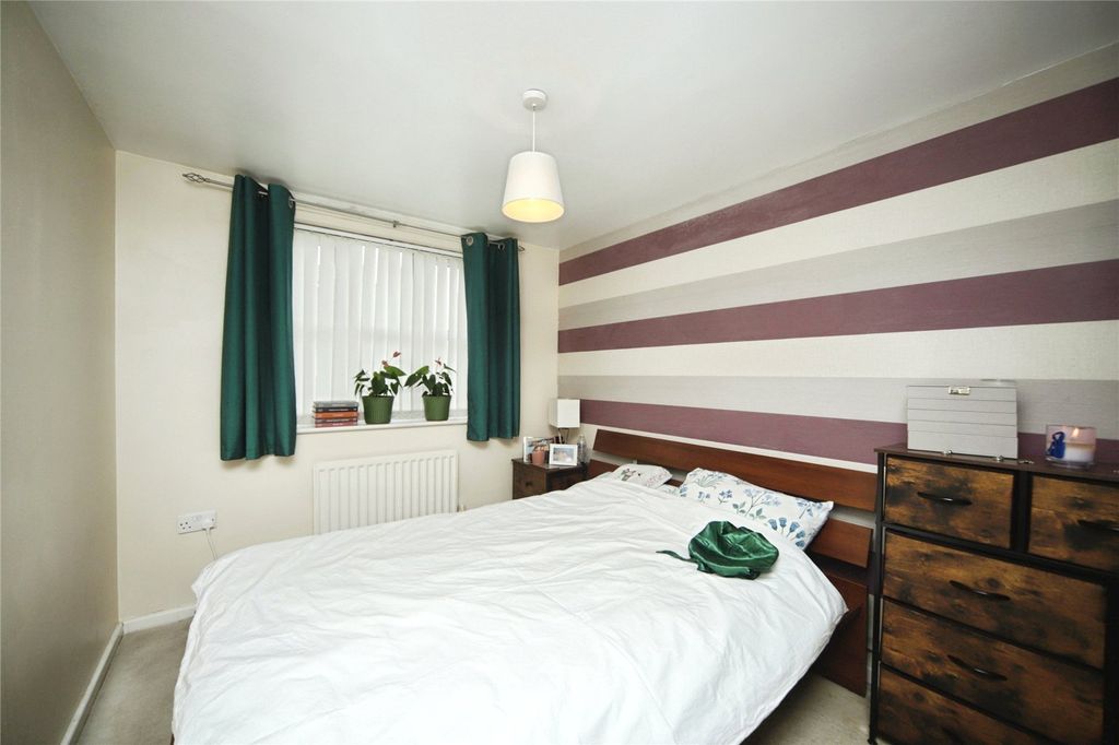 Property photo 2 of 20 Picture No. 01