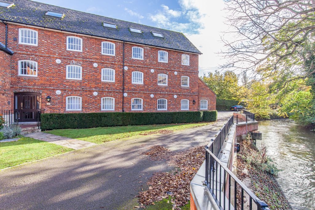 Property photo 1 of 9 146355