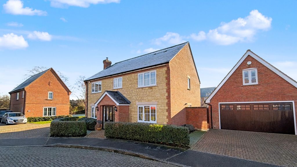 Property photo 1 of 35 4795481