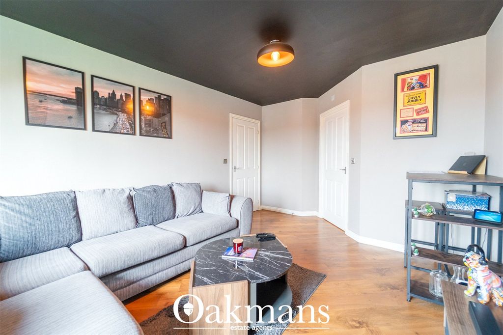 Property photo 2 of 22 Picture No. 13