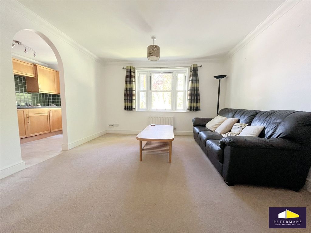 Property photo 1 of 10 Picture No. 02