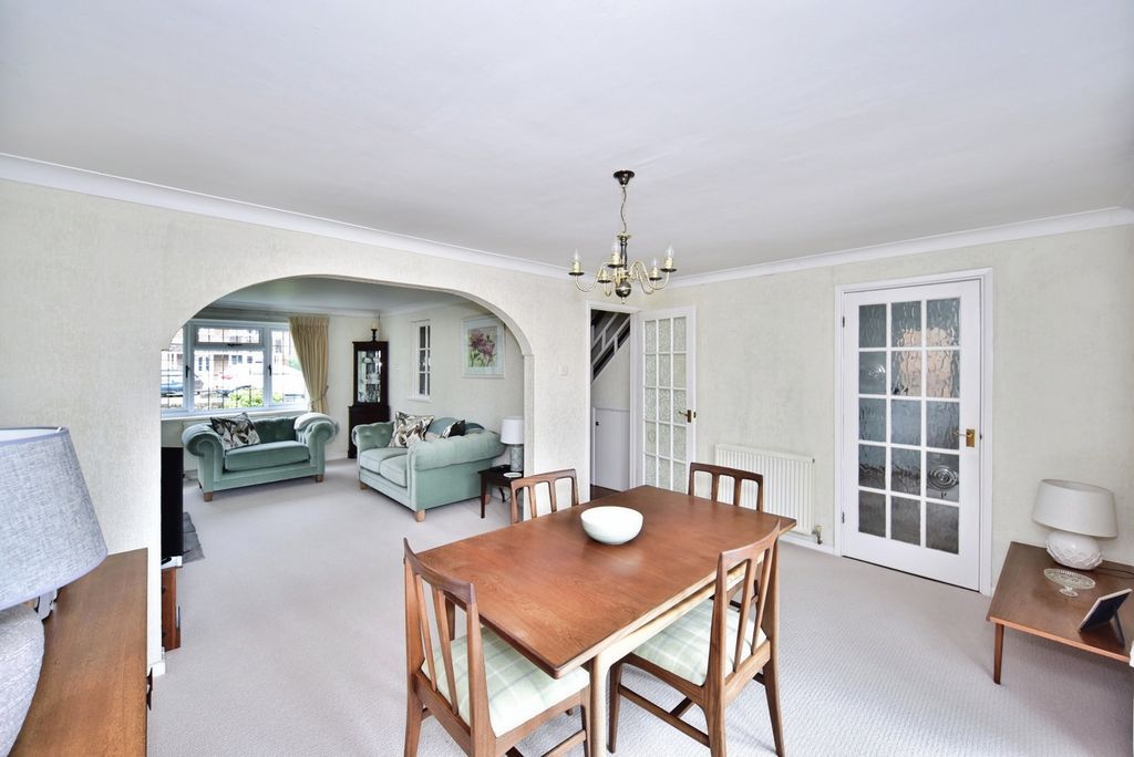 Property photo 3 of 17 Pbox-Img.Jpg