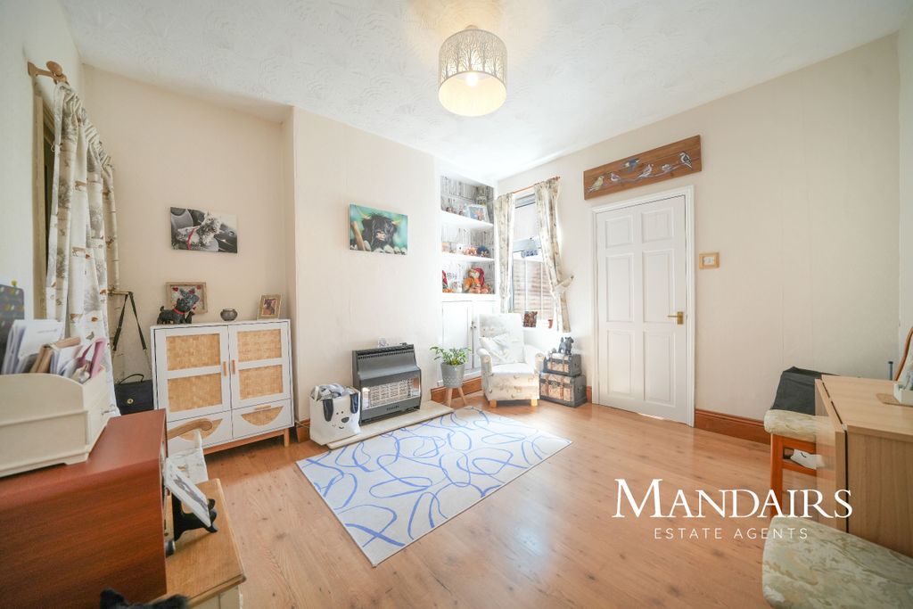 Property photo 1 of 24