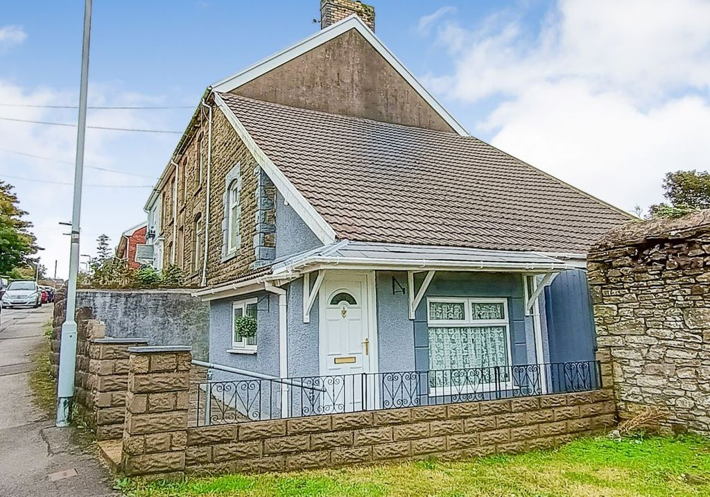 Property photo 1 of 2