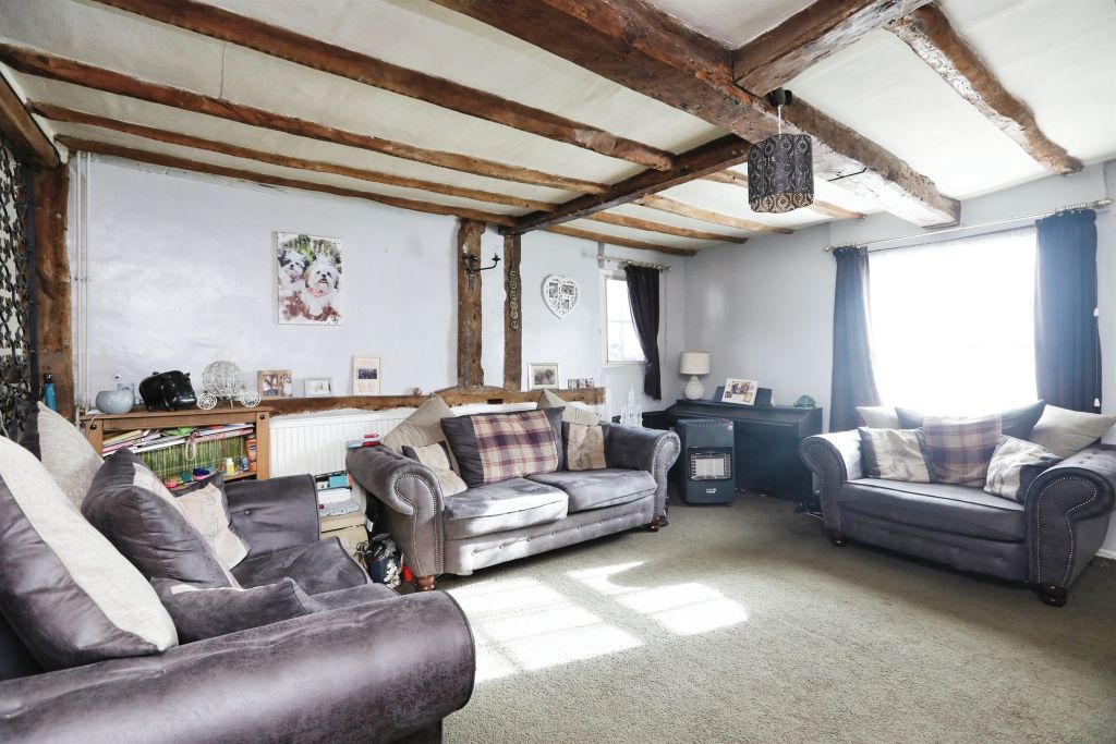 Property photo 2 of 17