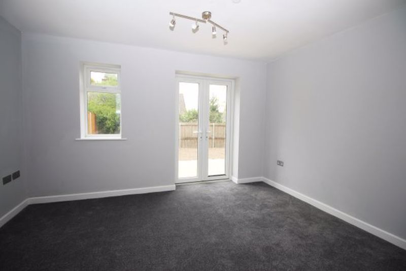 Property photo 2 of 9 Photo 2