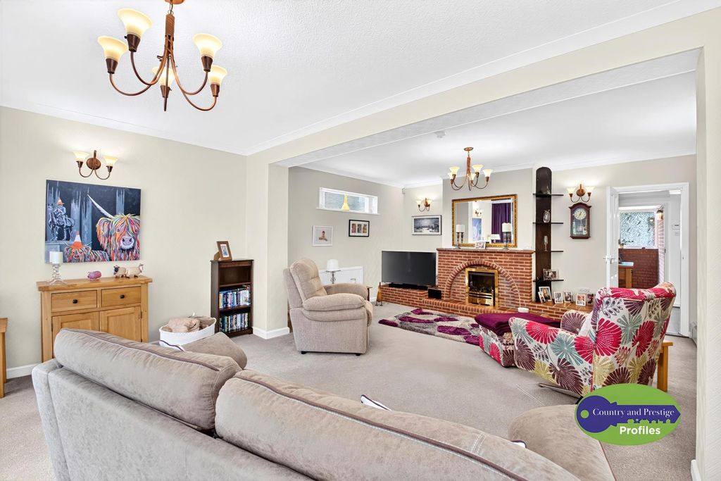 Property photo 2 of 41 31 Welbeck Avenue (10).Jpg