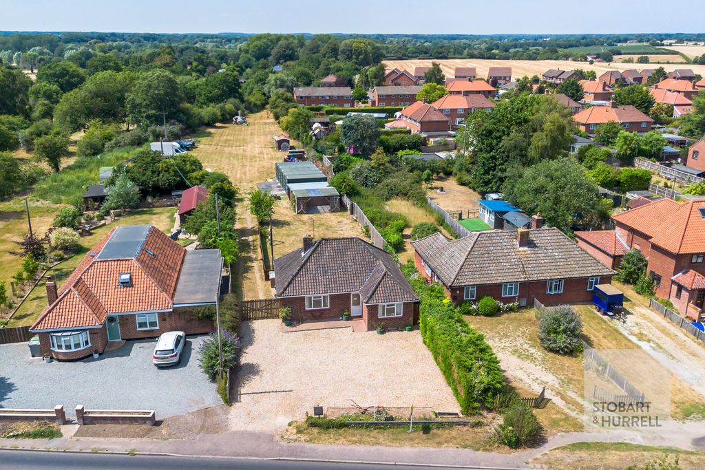 Property photo 2 of 29 Front Aerial