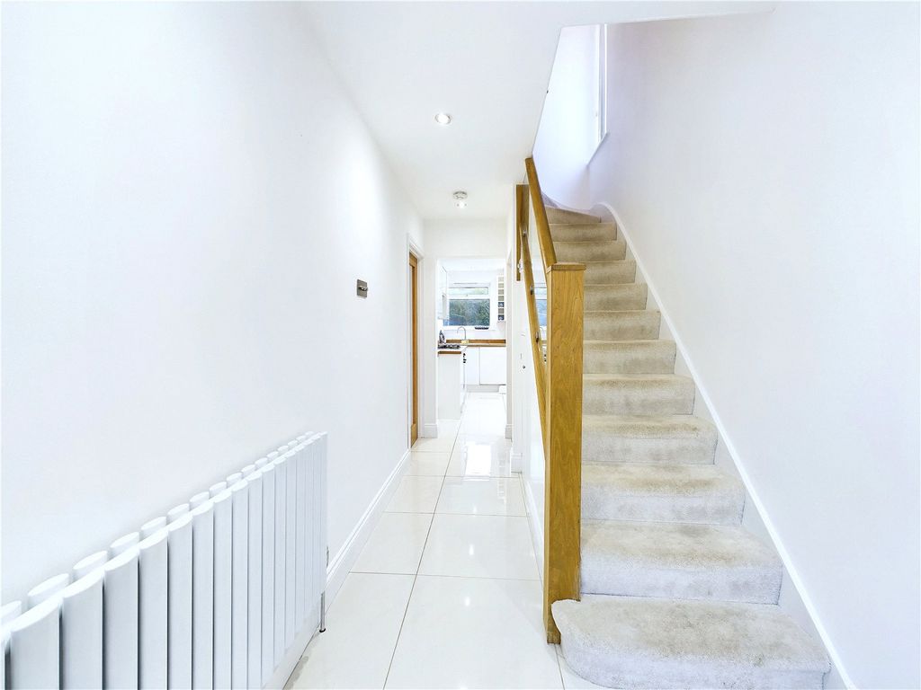 Property photo 3 of 30 Picture No. 14