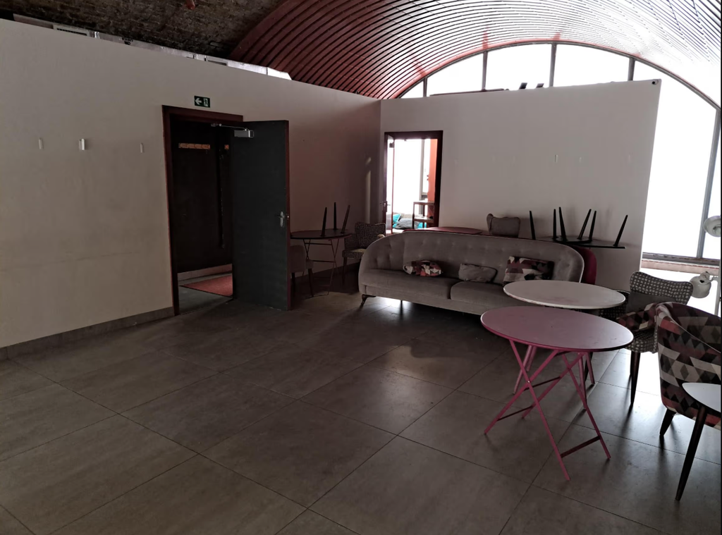 Property photo 2 of 5