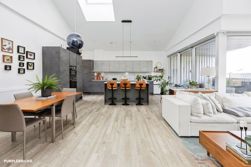 Property photo 3 of 34 Open Plan Living