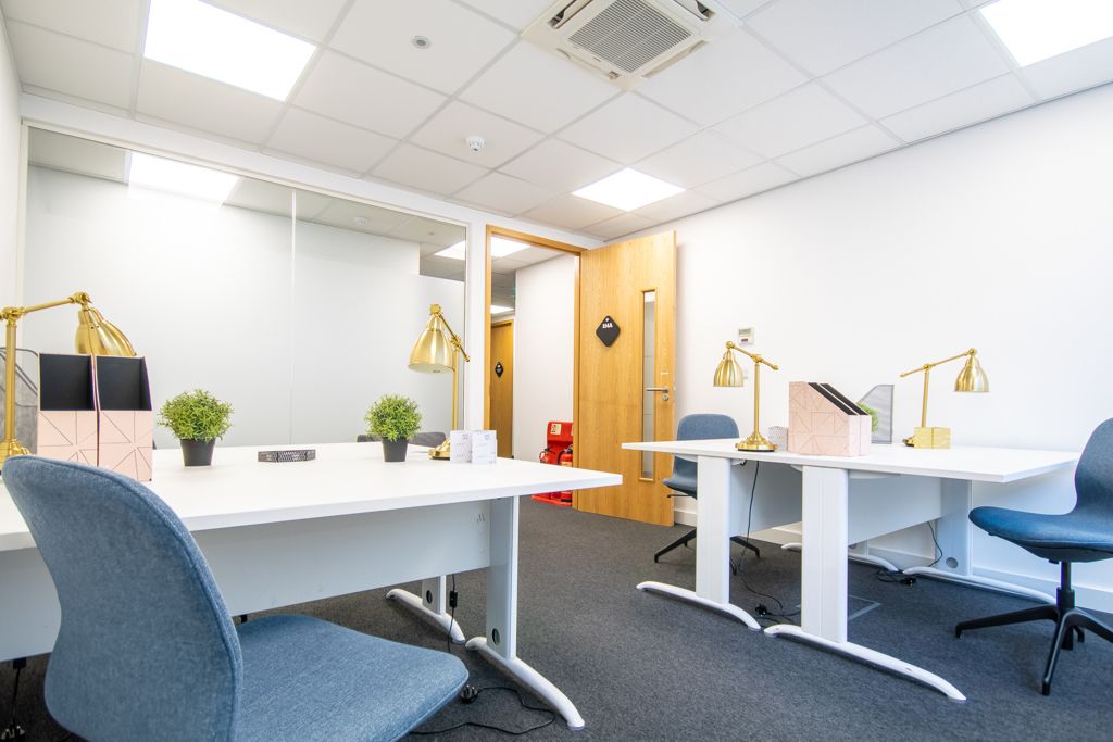 Property photo 1 of 17 Photo 7