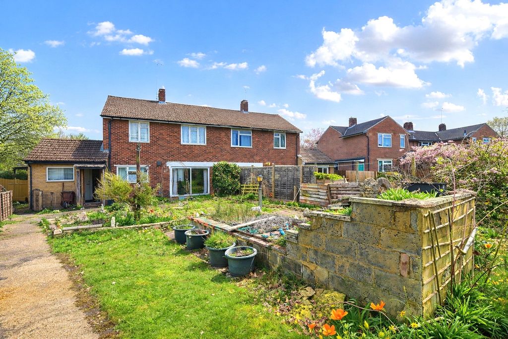 Property photo 2 of 12 Picture No. 02