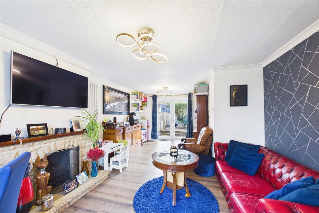 Property photo 3 of 14 Picture No. 28