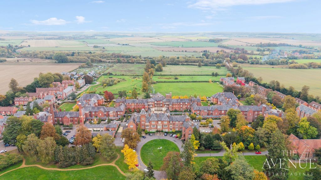 Property photo 1 of 13 4586842