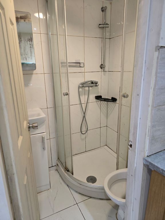 Property photo 2 of 4 Gallery