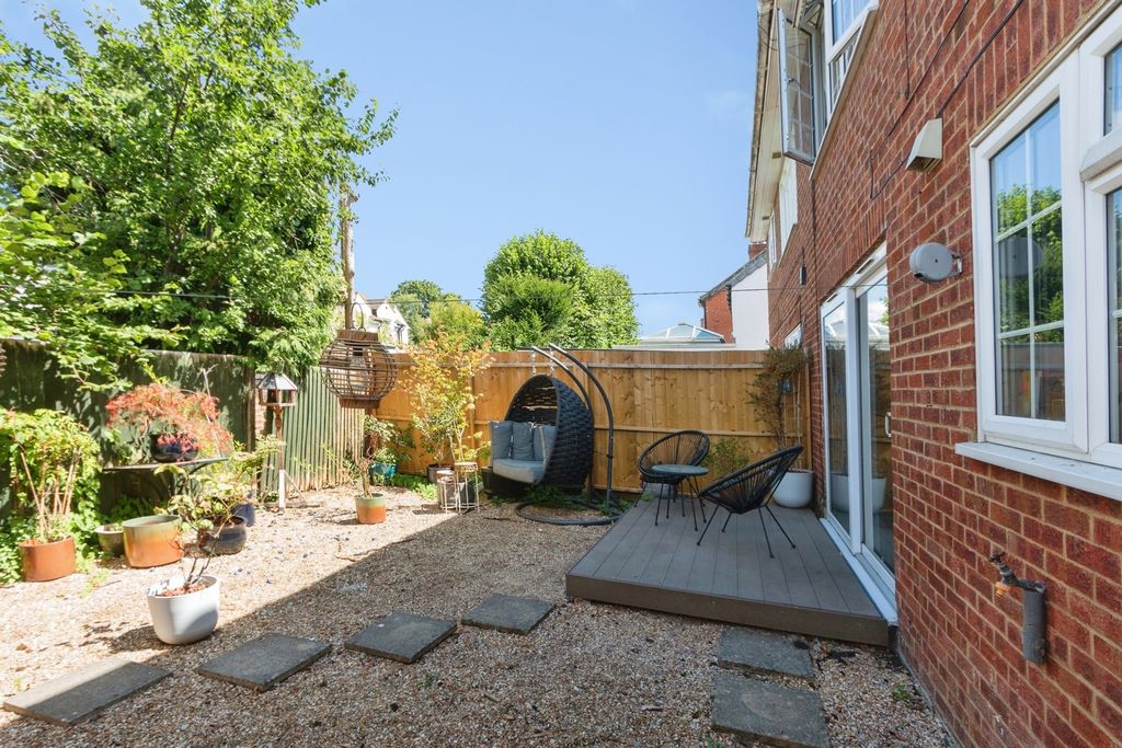 Property photo 1 of 14 Pbox-Img.Jpg