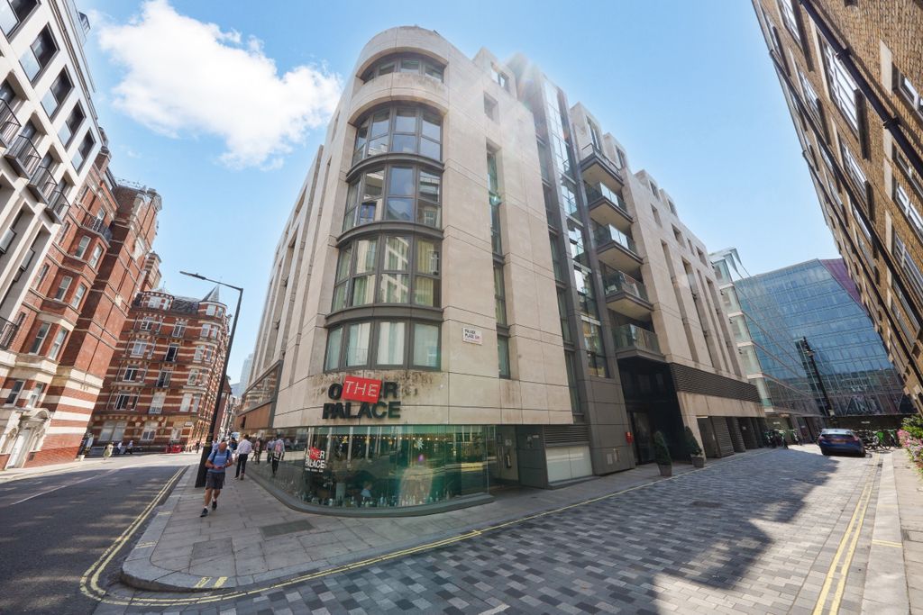 Property photo 1 of 7