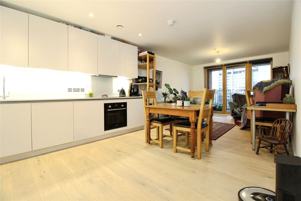 Property photo 2 of 16 Picture No. 03