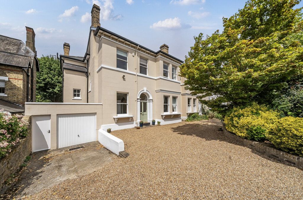 Property photo 1 of 35 Picture No. 22