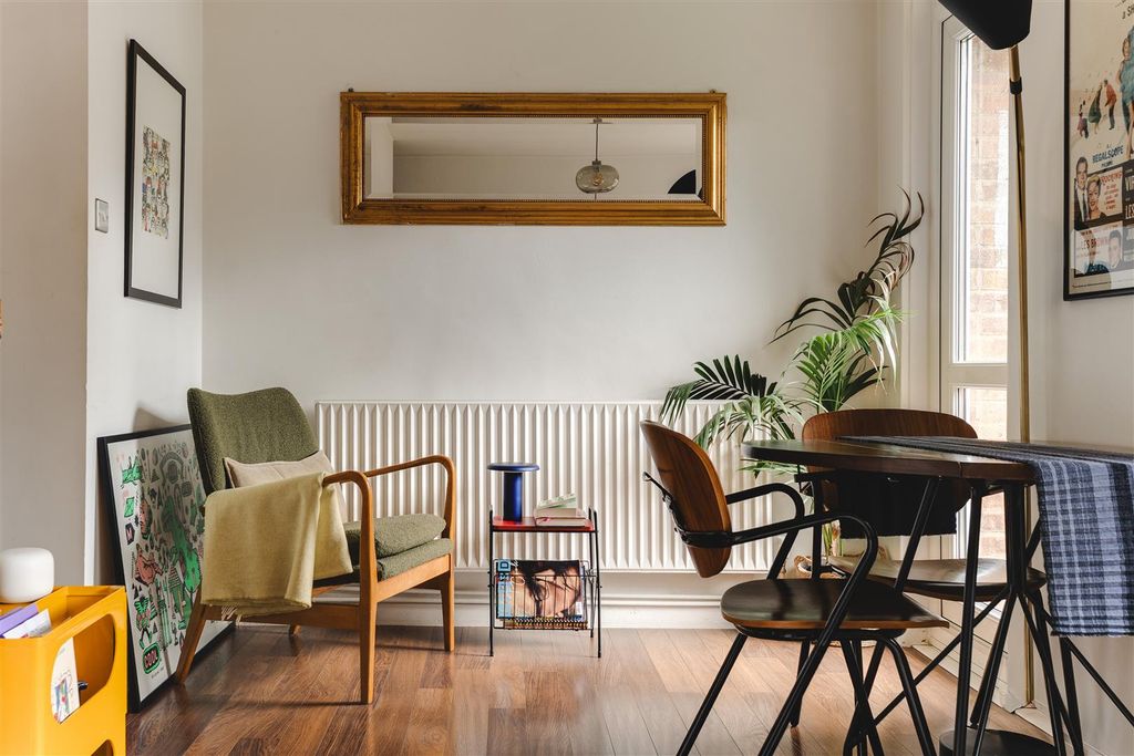 Property photo 2 of 29 Penshurst Road-25.Jpg