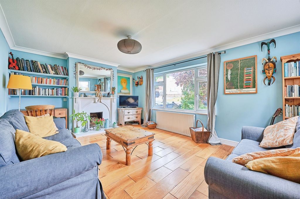 Property photo 3 of 20