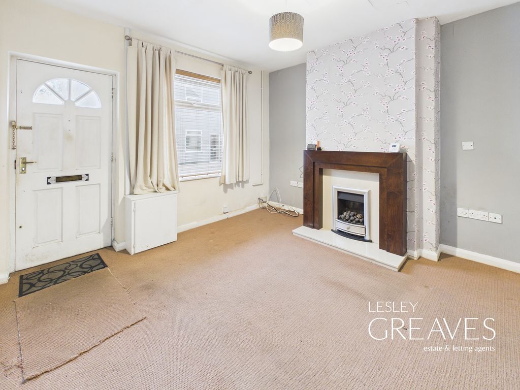 Property photo 2 of 16 Living Room