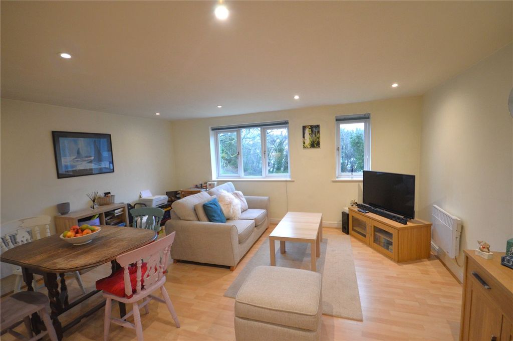 Property photo 2 of 10 Picture No. 17