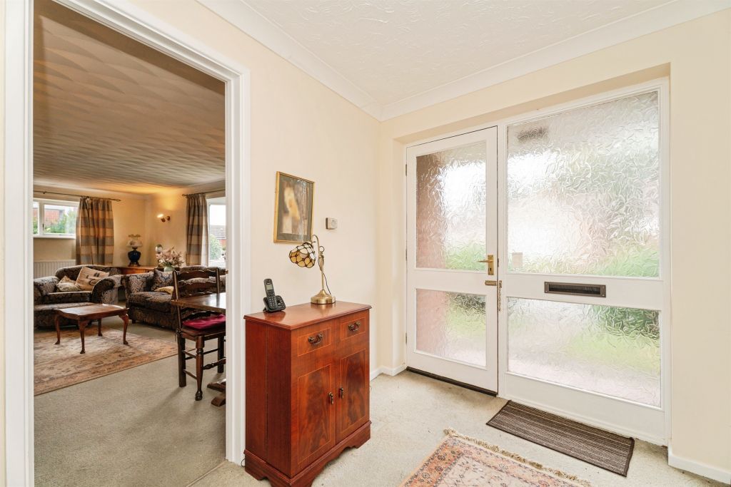 Property photo 2 of 24