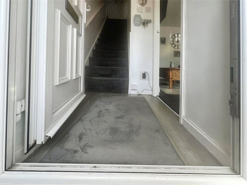 Property photo 3 of 15 Entrance