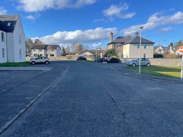 Property photo 2 of 11