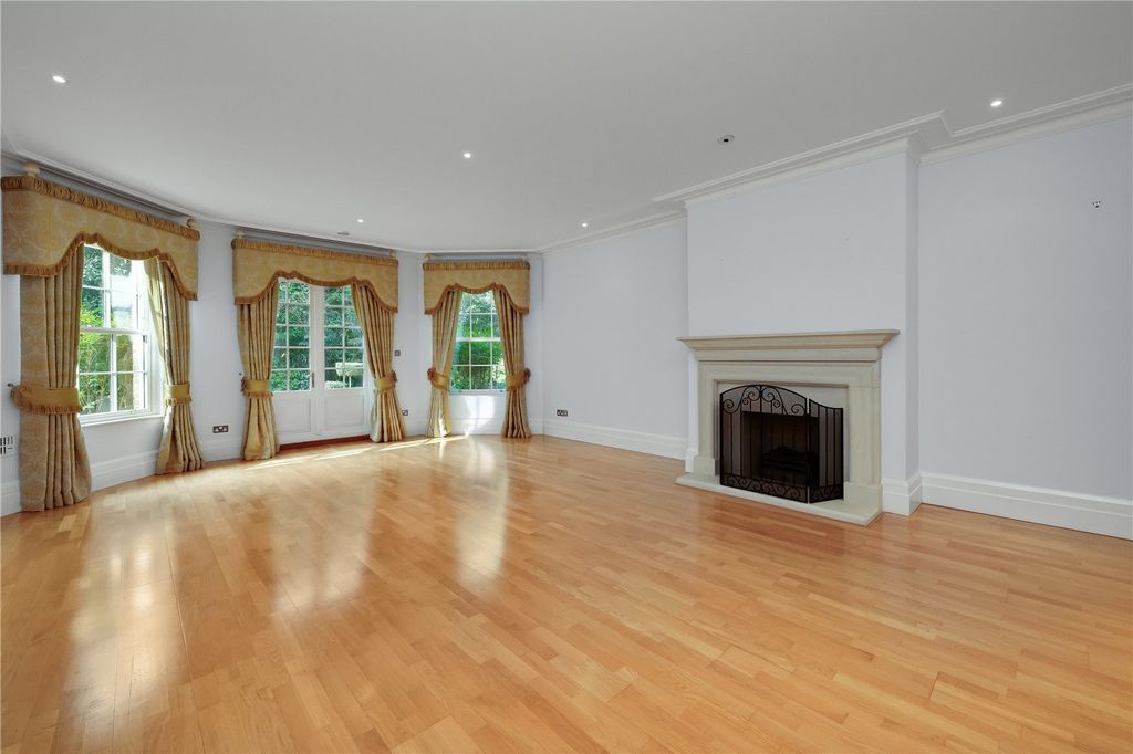 Property photo 3 of 21 Picture No. 27