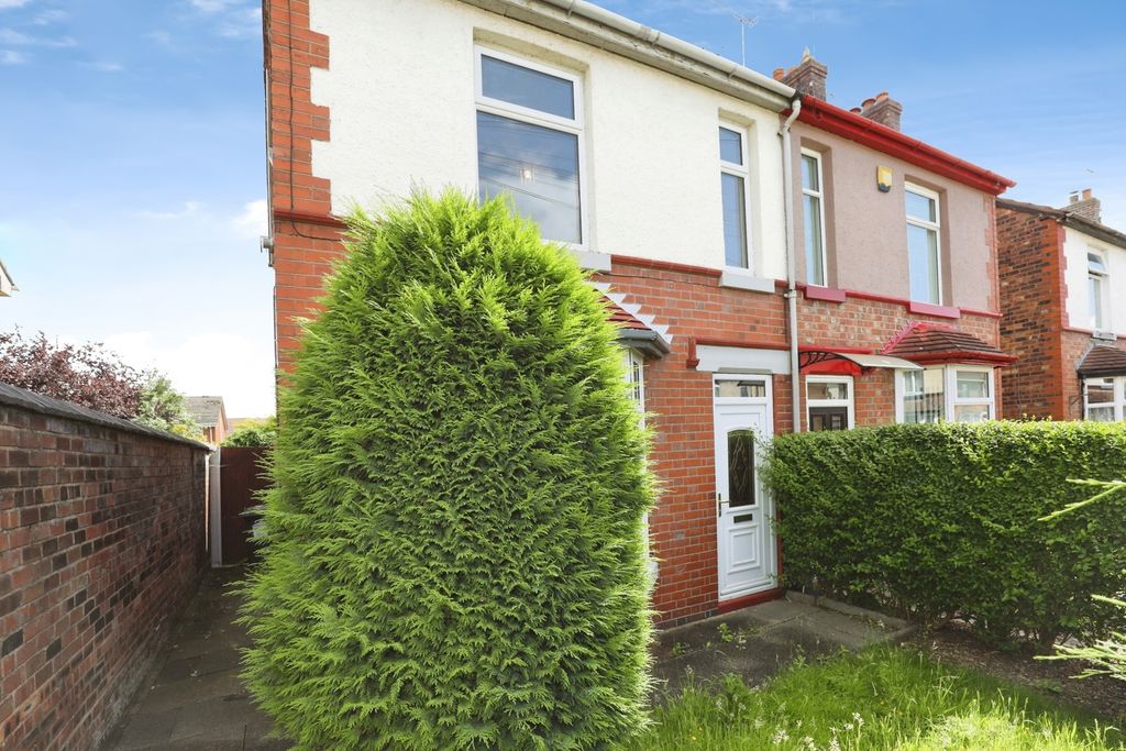 Property photo 1 of 19 Pbox-Img.Jpg