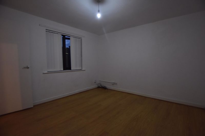 Property photo 3 of 6 Photo 12