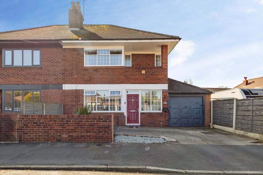 Property photo 1 of 20 Front