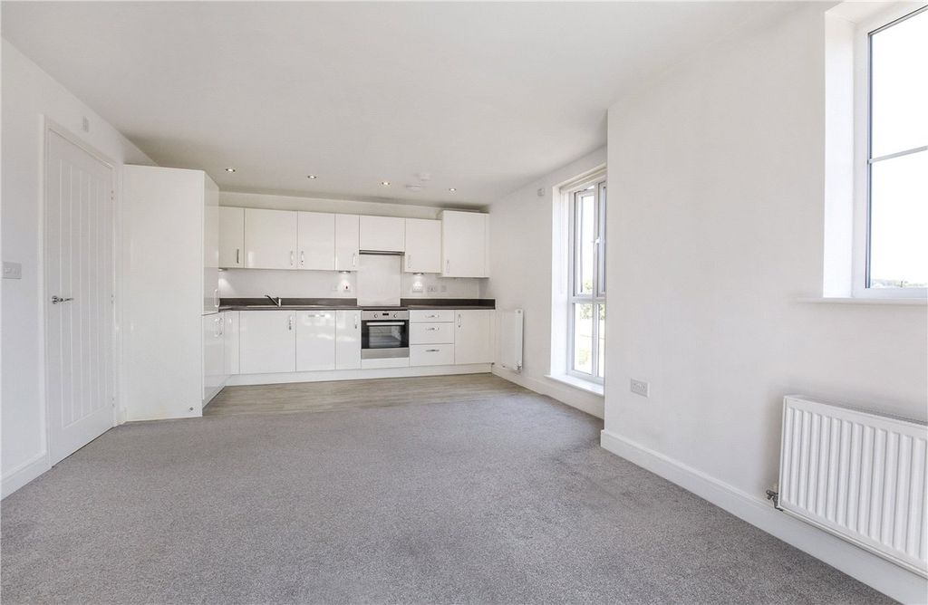 Property photo 3 of 6 Picture No. 06