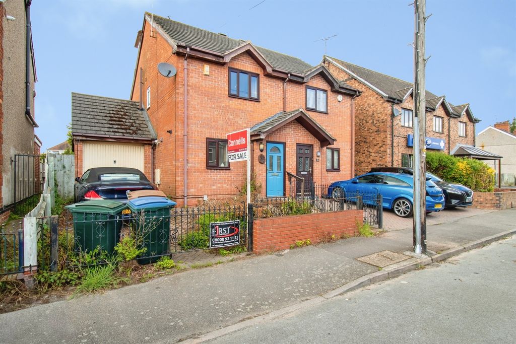 Property photo 1 of 9