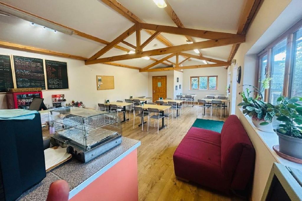 Property photo 2 of 7