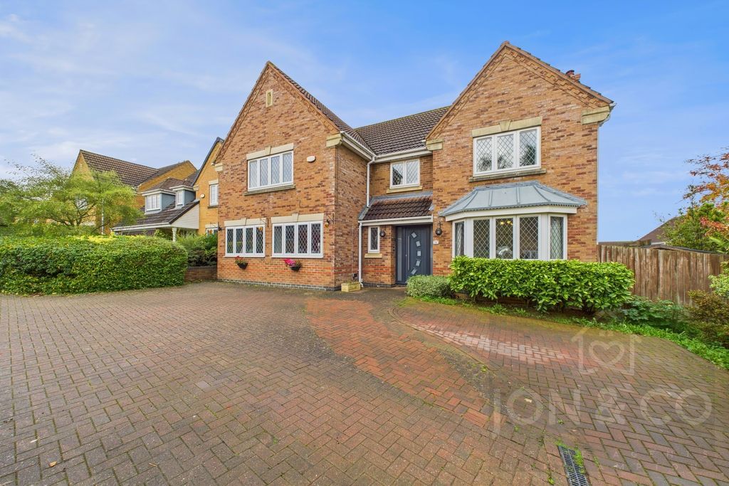 Property photo 1 of 26