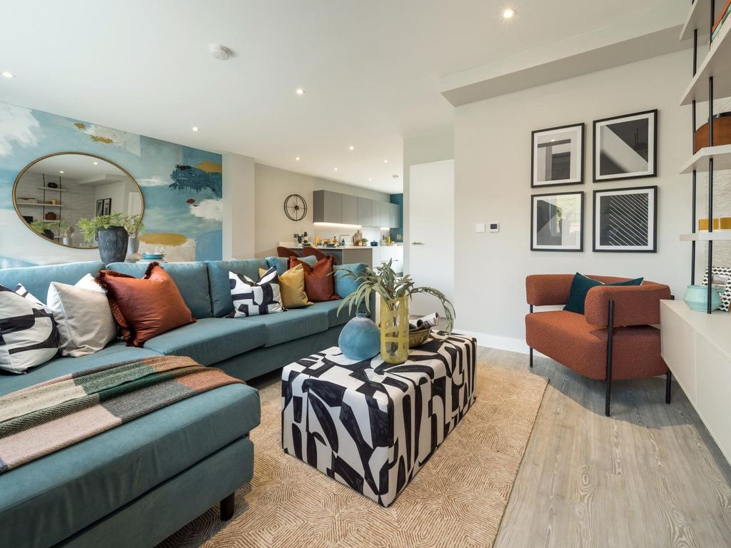 Property photo 3 of 16 The Kingsley, Number 11