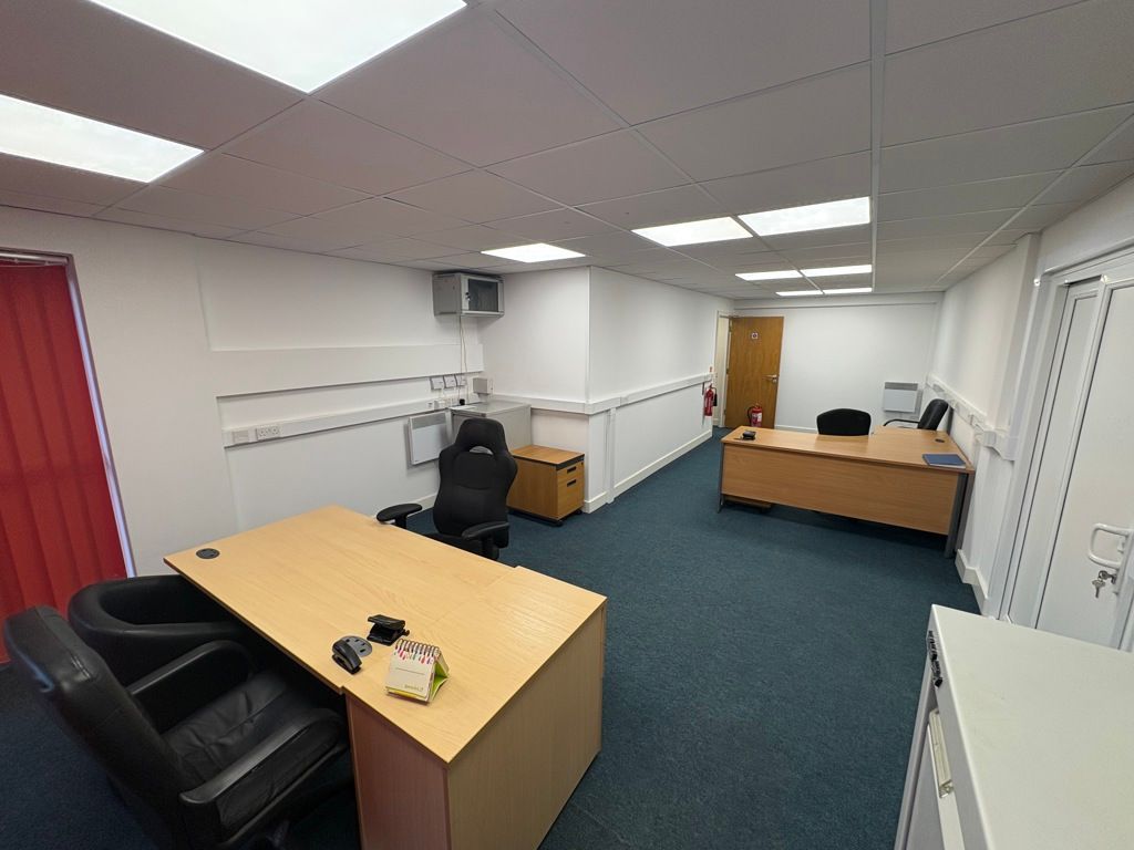 Property photo 2 of 7 Photo 2