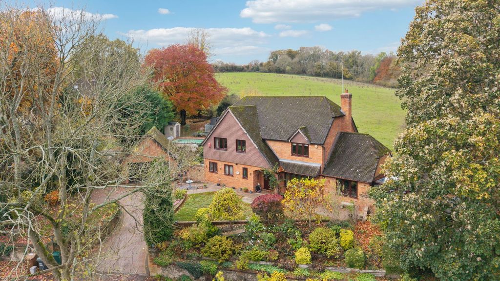 Property photo 1 of 31