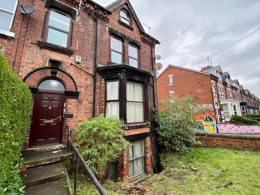 Property photo 1 of 5