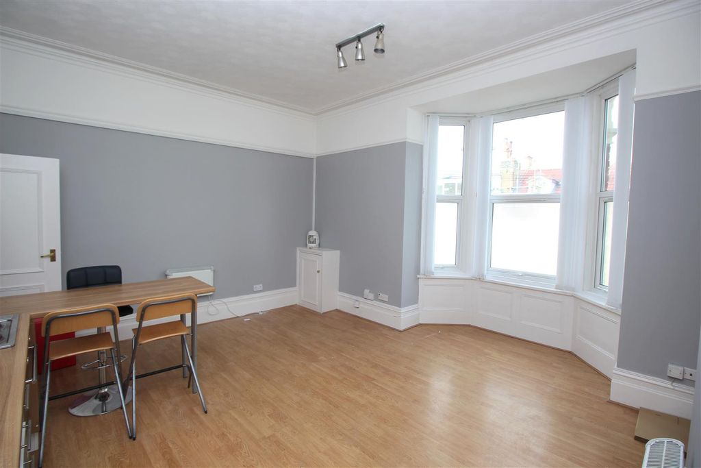 Property photo 3 of 6 Img_3648.Jpg