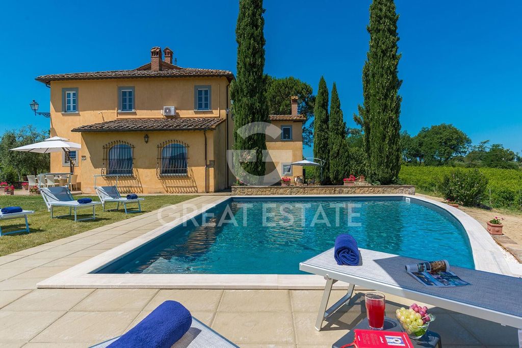 Property photo 1 of 50