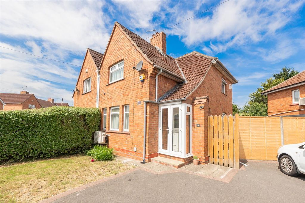 Property photo 1 of 10 11-Dunster-Road-Bs4-1Bu-26.Jpg