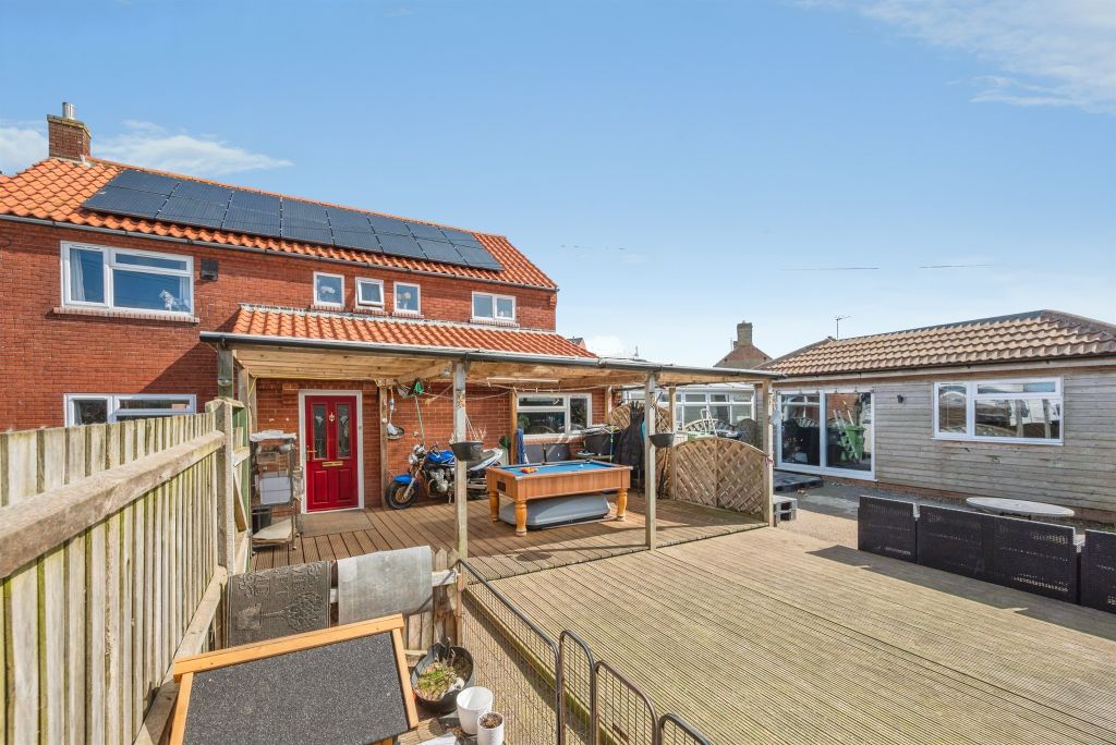 Property photo 3 of 32