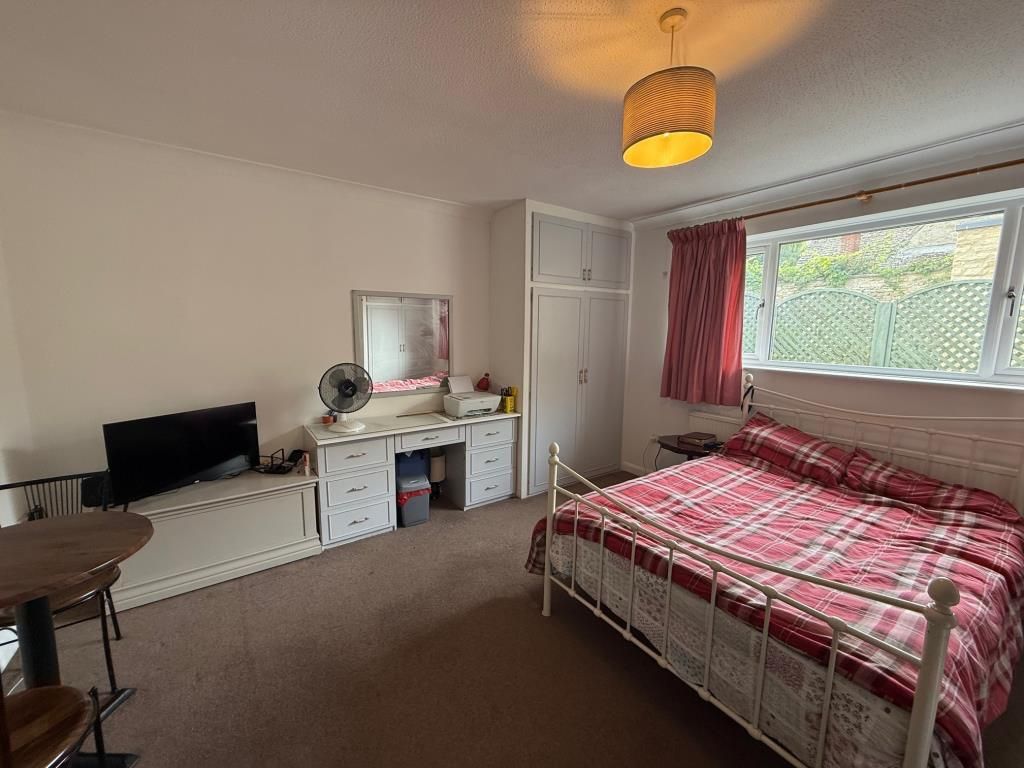 Property photo 3 of 11 Internal