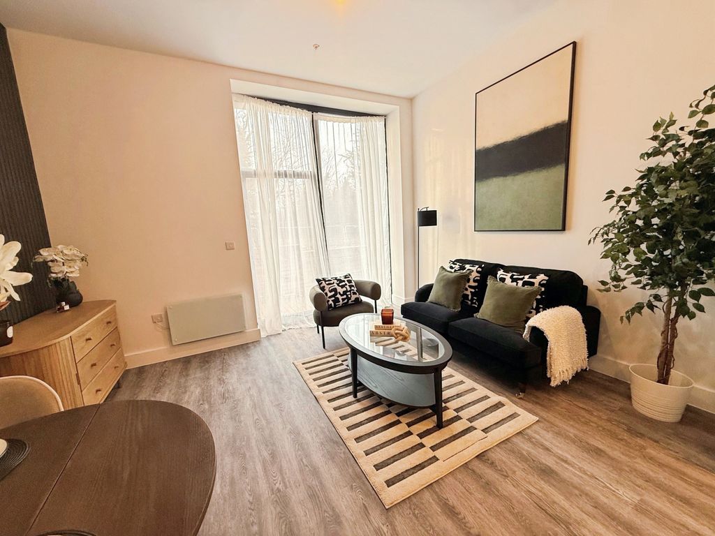 Property photo 2 of 5 Image